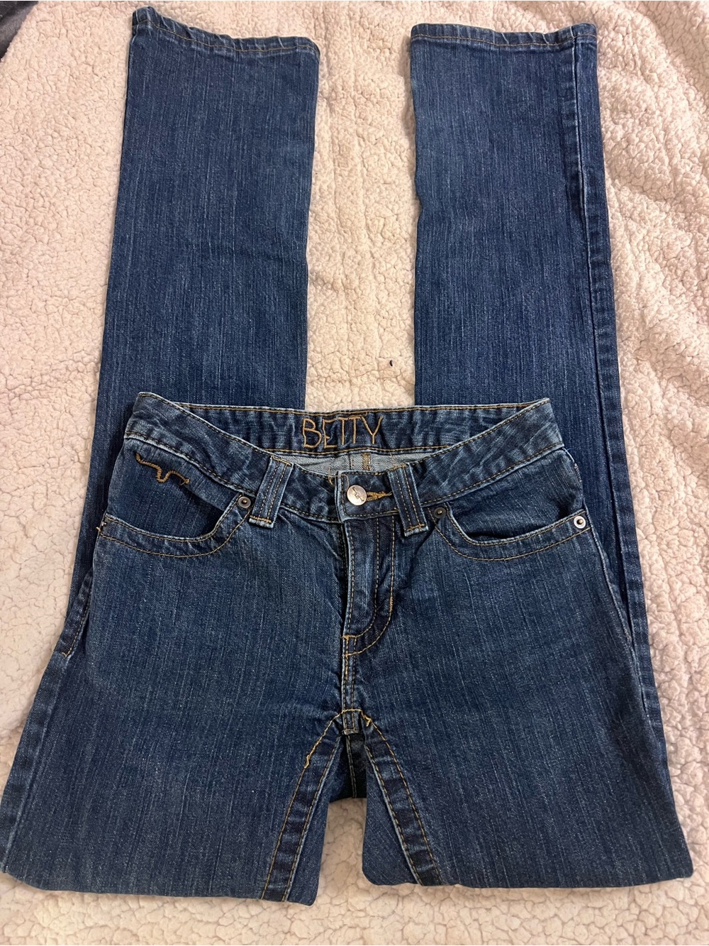 26 waist- Kimes Ranch- Betty jeans- Mid-Rise, Fitted Thigh, Modest Bootcut